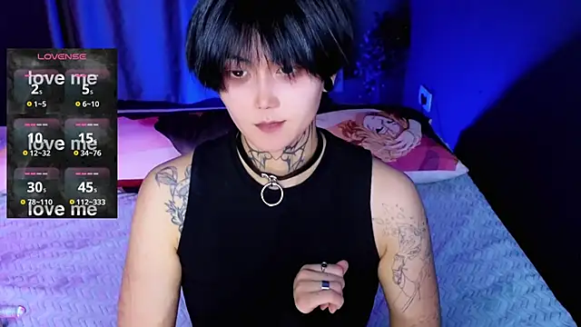 Snapshot of GothXRaven chatting on 10.15.25 GothXRaven online show from 10.15.25