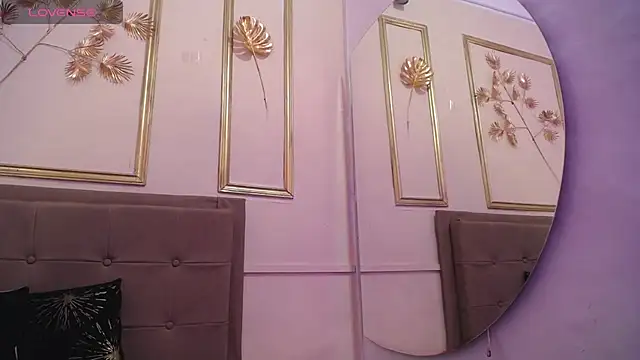 Snapshot of amely_grey_ chatting on 09.15.25 amely grey online show from 09.15.25