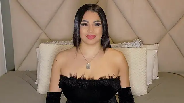 Snapshot of CharlotteeBrownn chatting on 02.01.26 CharlotteeBrownn online show from 02.01.26