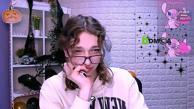 kevi sunn online show from 10.21.25