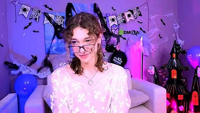 kevi sunn online show from 10.22.25