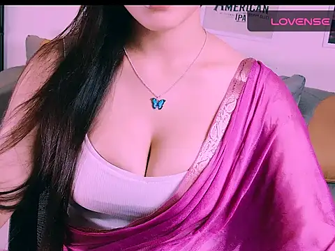 Snapshot of My_Rose chatting on 09.18.25 My Rose online show from 09.18.25