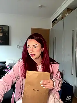 OliviaaFischer online show from 03.17.26