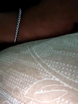 Snapshot of Komal-stream chatting on 09.19.25 Komal-stream online show from 09.19.25