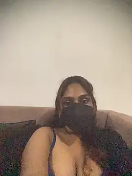 HitwifeSL online show from 03.13.26