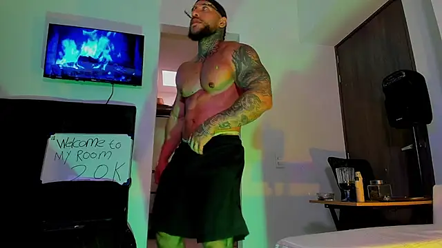 Snapshot of Andrew_Johnnson chatting on 09.16.25 Andrew Johnnson online show from 09.16.25