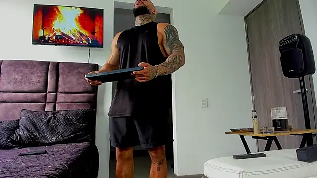 Snapshot of Andrew_Johnnson chatting on 09.20.25 Andrew Johnnson online show from 09.20.25