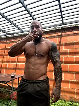 Snapshot of Andrew_Johnnson chatting on 10.08.25 Andrew Johnnson online show from 10.08.25