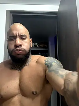 Snapshot of Andrew_Johnnson chatting on 10.19.25 Andrew Johnnson online show from 10.19.25