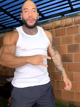 Snapshot of Andrew_Johnnson chatting on 10.19.25 Andrew Johnnson online show from 10.19.25