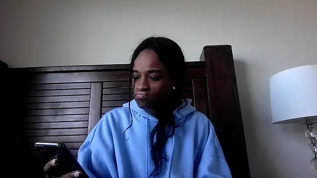 Marlowlovee online show from 09.21.25