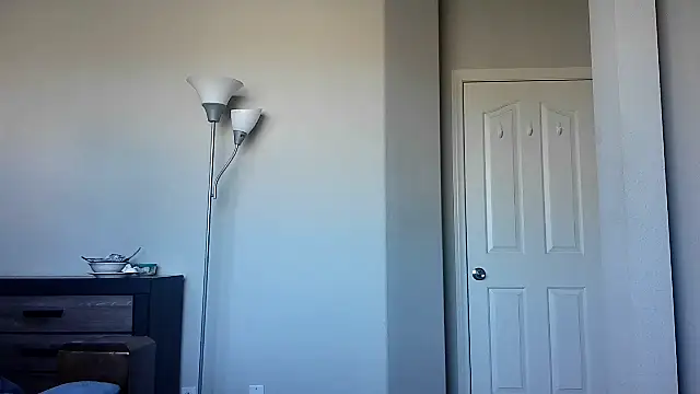 Marlowlovee online show from 10.05.25