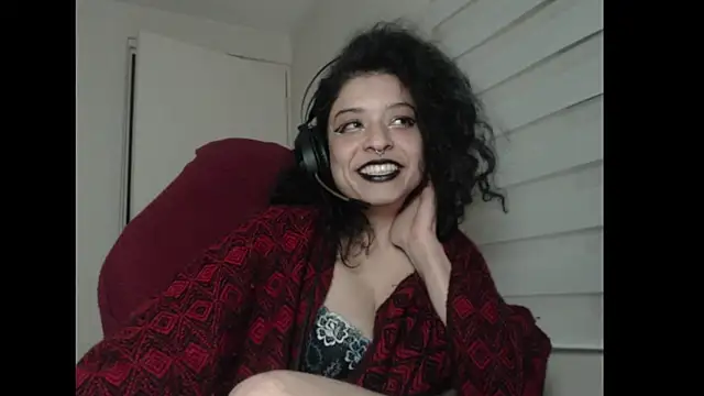 Snapshot of miss_carmila1 chatting on 10.15.25 miss carmila1 online show from 10.15.25
