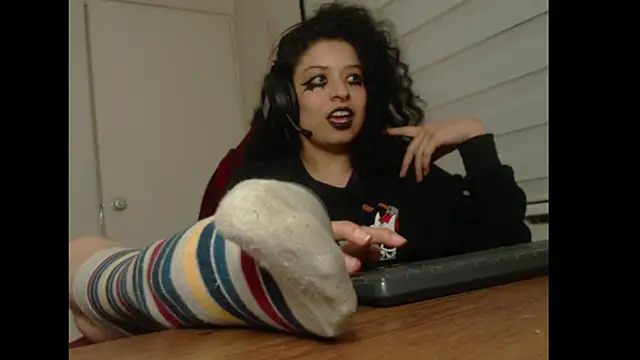 Snapshot of miss_carmila1 chatting on 10.22.25 miss carmila1 online show from 10.22.25