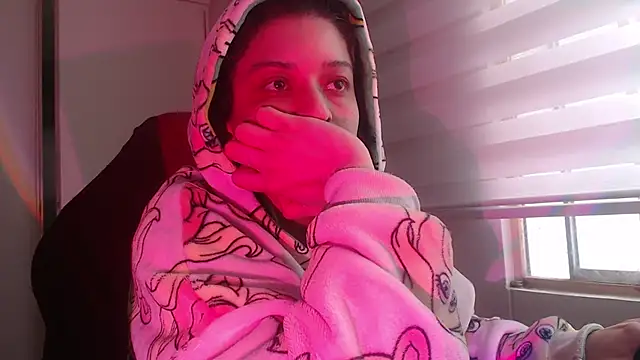 Snapshot of miss_carmila1 chatting on 10.26.25 miss carmila1 online show from 10.26.25