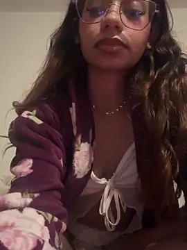 Snapshot of FadaPerigosa chatting on 05.26.26 FadaPerigosa online show from 05.26.26
