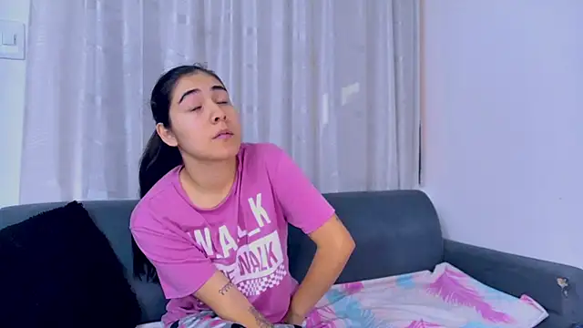 Snapshot of miaftmax chatting on 09.18.25 miaftmax online show from 09.18.25