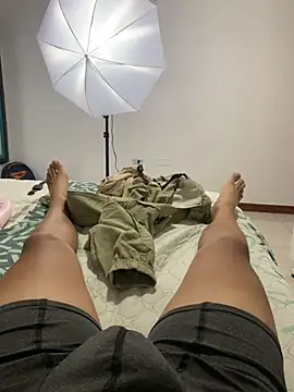 Snapshot of miaftmax chatting on 10.25.25 miaftmax online show from 10.25.25