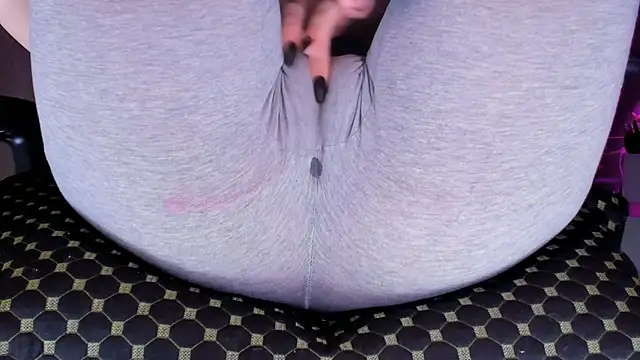 Cameltoe squirt inPants online show from 11.07.25