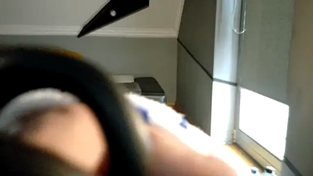 Snapshot of slavic_boy_39 chatting on 11.17.25 slavic boy 39 online show from 11.17.25