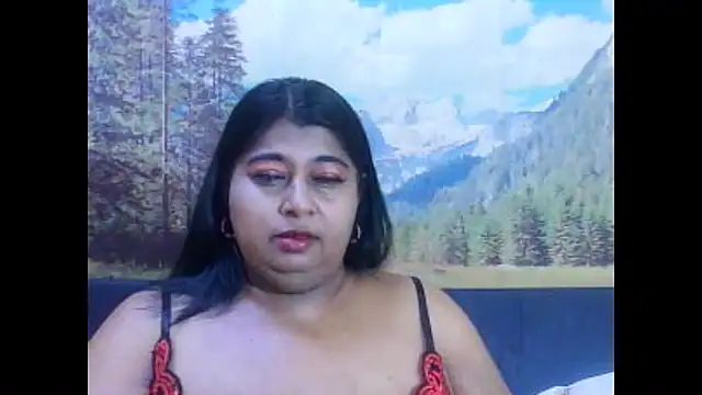 Snapshot of indianhoney694u chatting on 02.05.26 indianhoney694u online show from 02.05.26