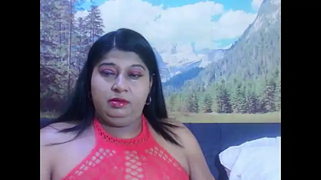 Snapshot of indianhoney694u chatting on 03.04.26 indianhoney694u online show from 03.04.26