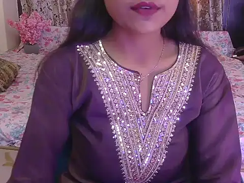 hoty-priya online show from 02.15.26