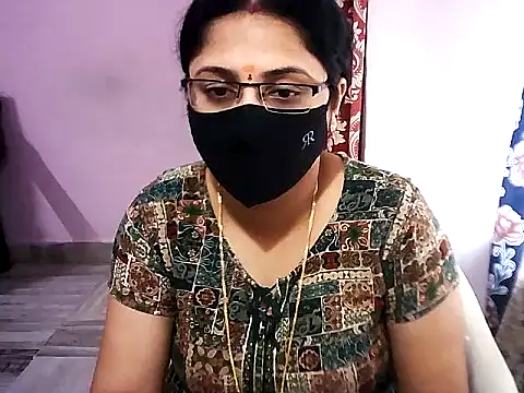 Snapshot of jannu6482 chatting on 09.20.25 jannu6482 online show from 09.20.25