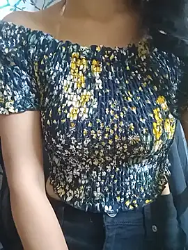 Aashiika1176 online show from 11.04.25