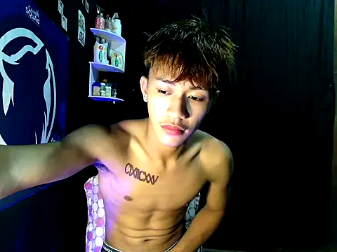 naughtyboyloy 0 online show from 10.26.25