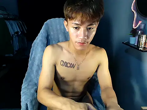 naughtyboyloy 0 online show from 06.07.26