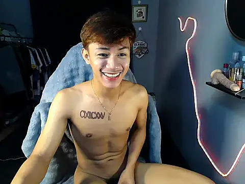 naughtyboyloy 0 online show from 06.14.26