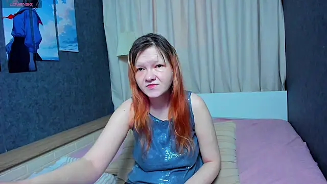 Snapshot of Nora_lovvvv chatting on 09.19.25 Nora lovvvv online show from 09.19.25