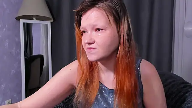 Snapshot of Nora_lovvvv chatting on 09.26.25 Nora lovvvv online show from 09.26.25