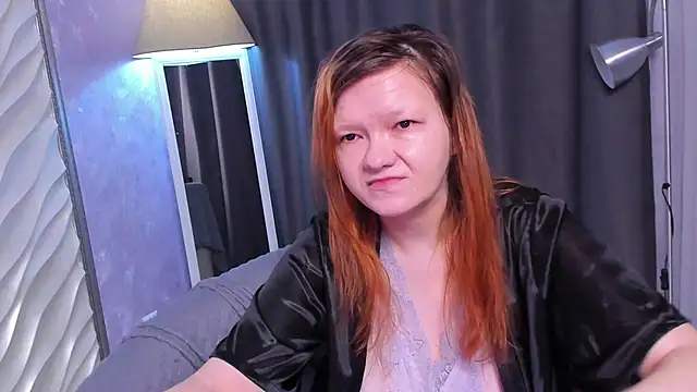 Snapshot of Nora_lovvvv chatting on 10.29.25 Nora lovvvv online show from 10.29.25