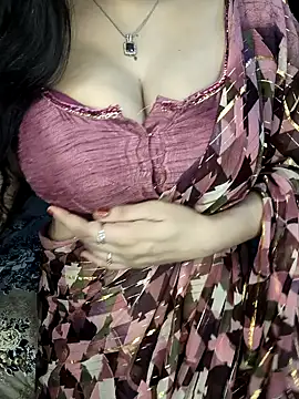 PRIYA 22 online show from 09.14.25