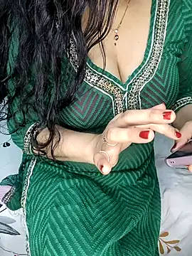 PRIYA 22 online show from 10.15.25