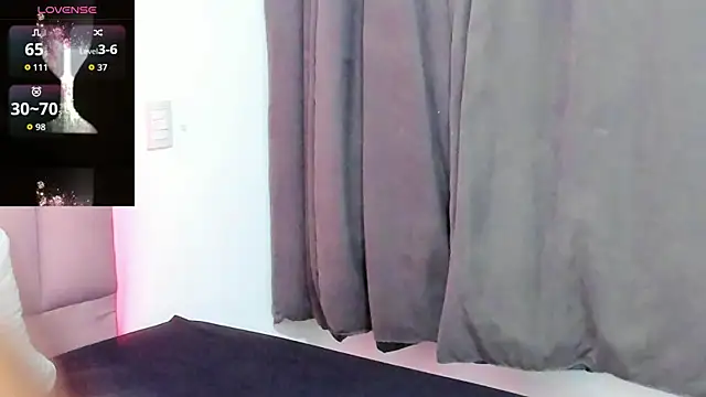 CandyAinsley online show from 10.16.25