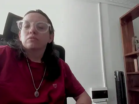 dalila macherano1 online show from 10.18.25