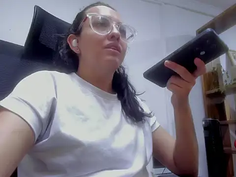 dalila macherano1 online show from 11.12.25