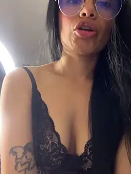 Melissa coch online show from 11.02.25