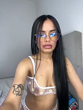 Melissa coch online show from 11.05.25