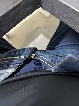 Snapshot of Xarkomm chatting on 02.24.26 Xarkomm online show from 02.24.26