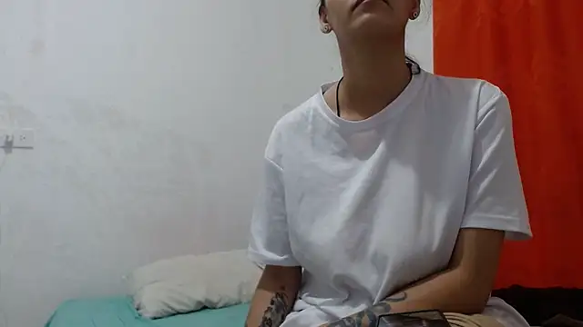 Snapshot of Crystal_Star_ chatting on 02.03.26 Crystal Star online show from 02.03.26