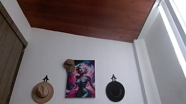 Snapshot of Crystal_Star_ chatting on 02.25.26 Crystal Star online show from 02.25.26