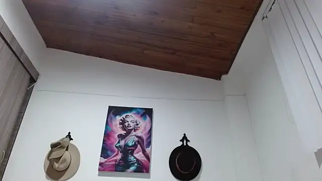 Snapshot of Crystal_Star_ chatting on 03.03.26 Crystal Star online show from 03.03.26