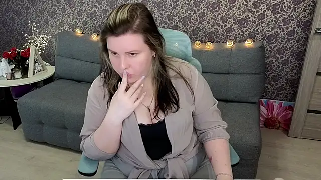 Lillit   online show from 10.21.25