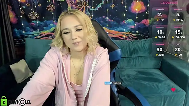 CrystalGirl99 online show from 12.16.25