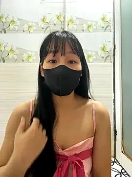 Meowwn online show from 10.30.25