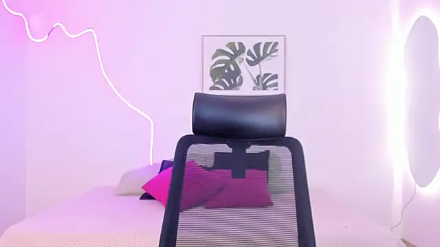 Cherrydollxx online show from 10.19.25